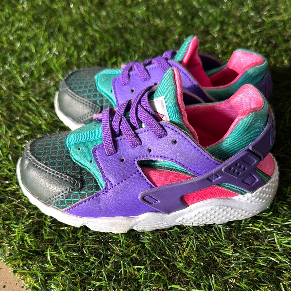 Nike Purple and Green Huarache Sneakers